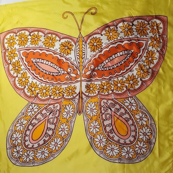Unique 70s Vintage Dreamy Illustrated Pink Butterfly Graphic Scarf - Picture 10 of 11